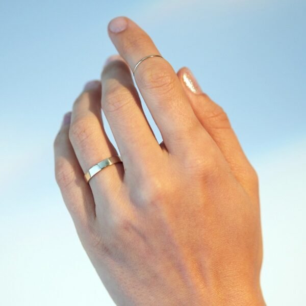 Catbird Classic Wedding Bands, Flat Band, 3mm - Image 2