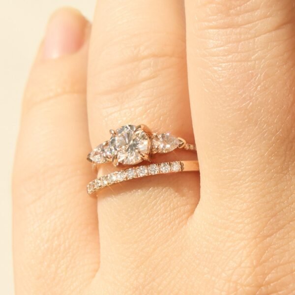 Fairy Light Supreme Demi-Pavé Diamond Band - Image 3