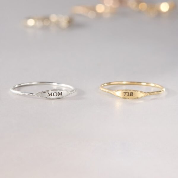 City Moon Silver Signet Ring - Image 4