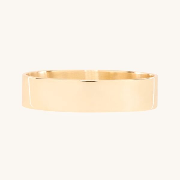 Grand Tomboy Engravable Gold Ring