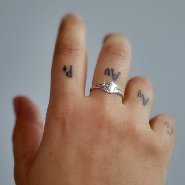 Grand Cygnet Ring, Silver - Image 4