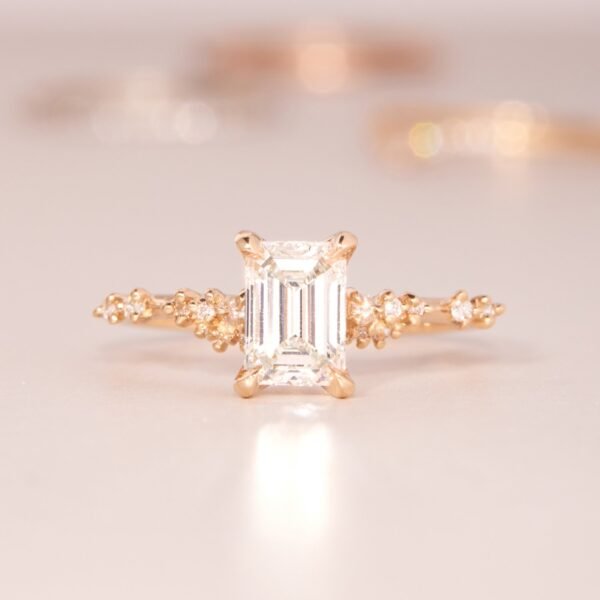 Daphne Solitaire Supreme Diamond Ring - Image 4